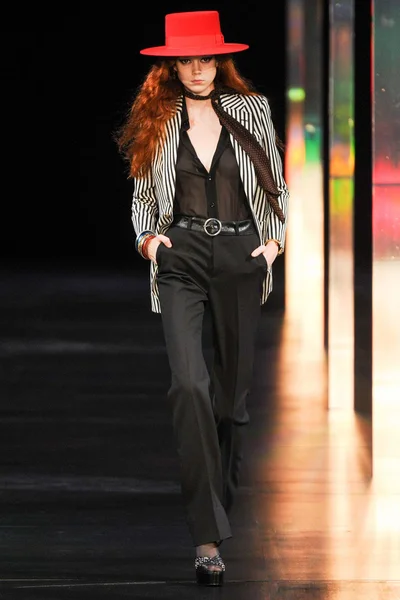 Look 21